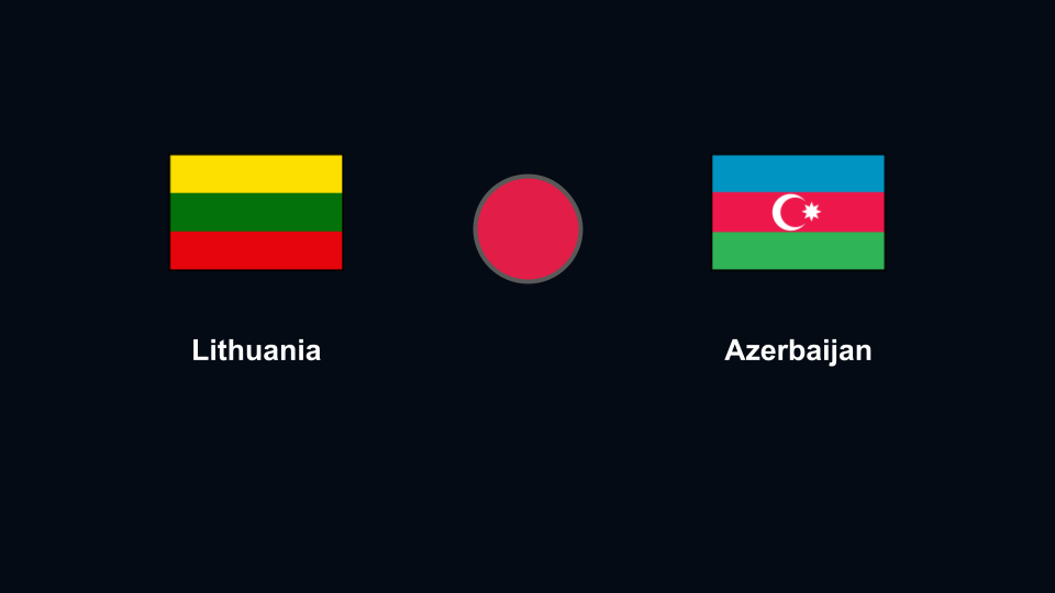 Pha tranh chấp nảy lửa trong trận đấu giữa Lithuania và Azerbaijan tại UEFA Nations League